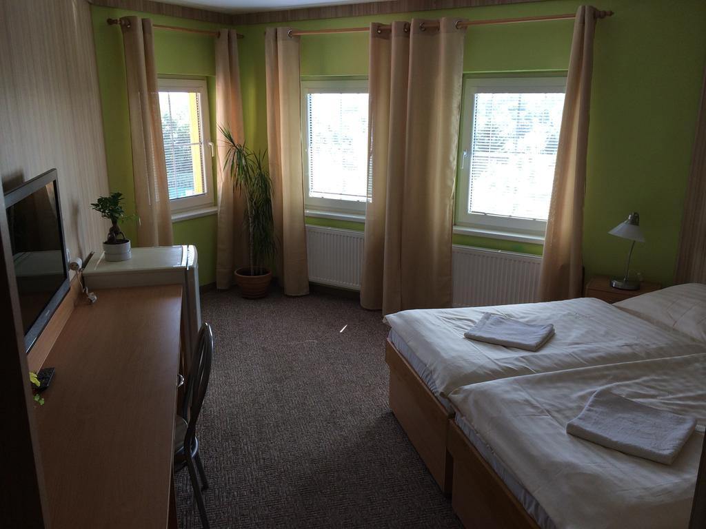 Hotel Pohadka Most Rom bilde